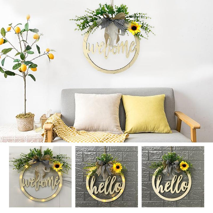 "Elegant välkomstkrans med naturtrogna blommor för både inomhus- och utomhusbruk, passar alla säsonger."