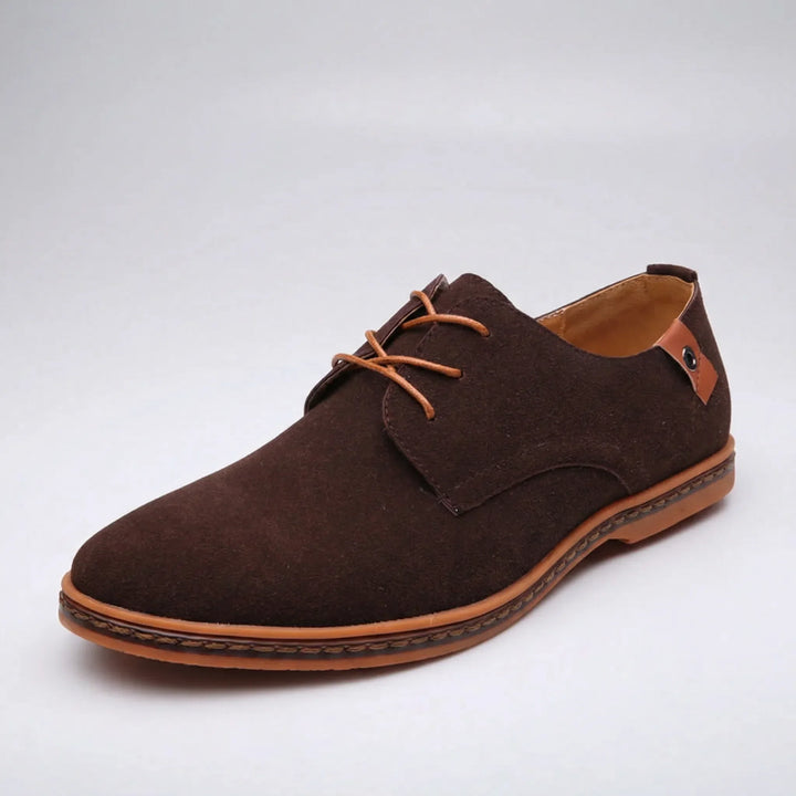 Stiliga Ethan Derby herrskor i svart, bekväma vardagsskor för en elegant och avslappnad look.