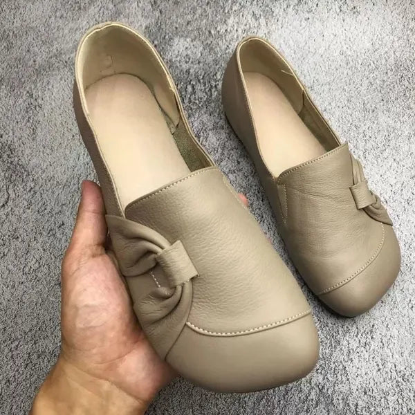 Fashionabla dam loafers med mjuk komfort och halkfri design. Idealisk för en elegant vardagsstil.