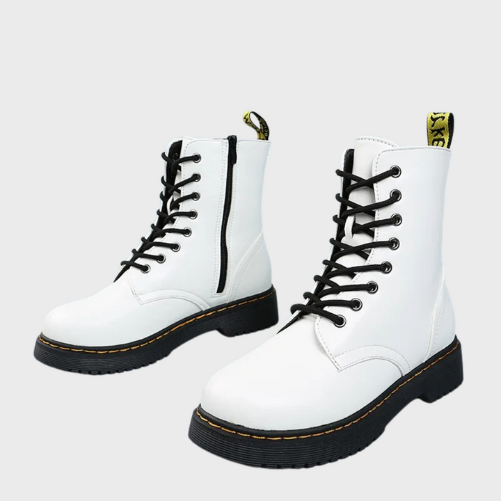 Vita Dambootser Luna, stilrena damstövlar för en chic look. Komfortabla skor för vardag & fest.