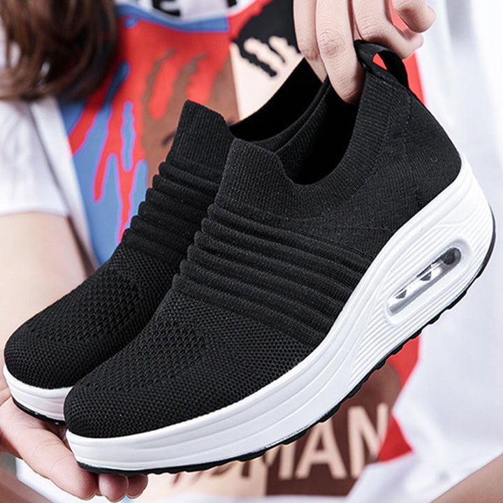"Eleganta damsneakers med luftkudde och stöd för fotvalv. Finns i flera färger, elastiska och andas material."