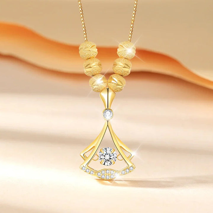 "Eleganta Ginkgo Löv Halsband, 18K guldplätering med diamanter, naturinspirerad design för damer, justerbar längd."