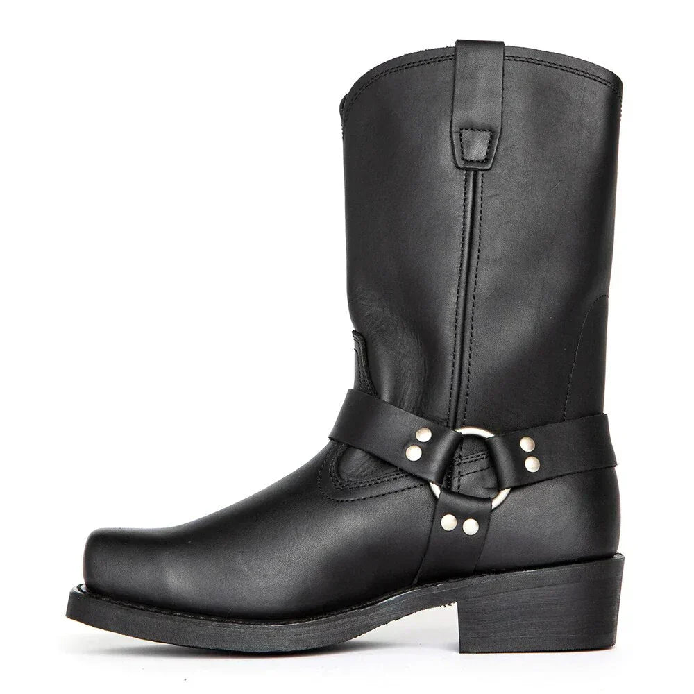 Eleganta herr cowboyboots i tidlös stil, perfekta som vardagsskor eller höstskor för herrmode.
