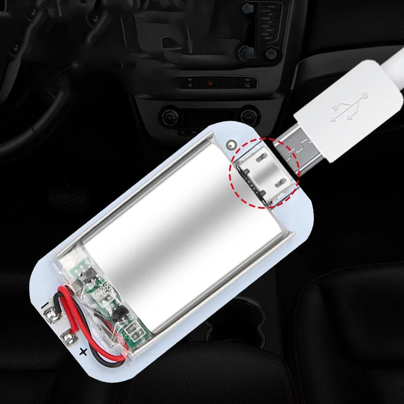 "Eleganta LED-bilbelysningsljus med touch sensor, kompakt design och klar belysning för smidig användning i bilen."
