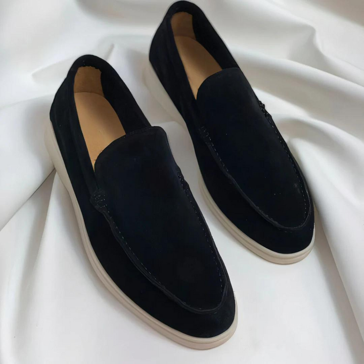 Bekväma khaki herrloafers i slip-on modell, perfekta vårskor för stil & komfort. Idealiska för vardag & fest.
