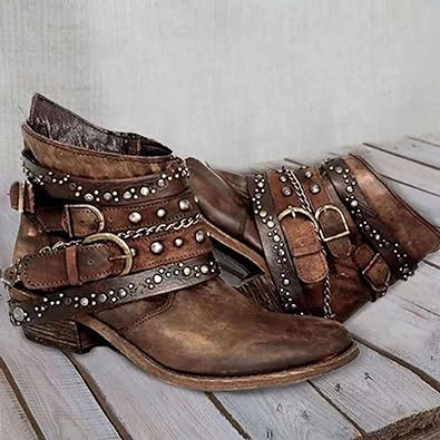 Eleganta Nora slip-on damstövlar i vintagestil. Bekväma året runt, perfekta för mode och fritid.