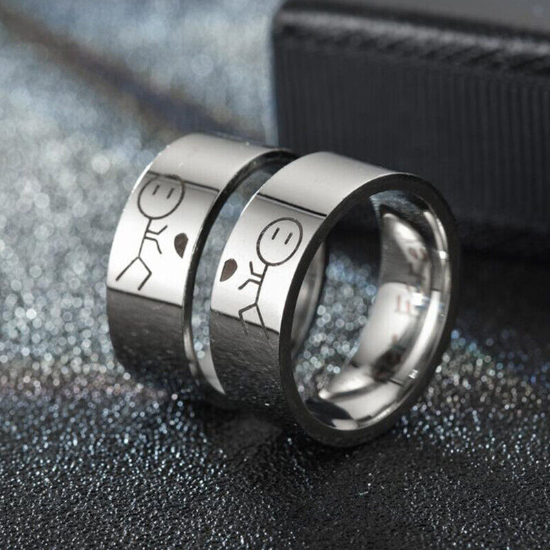 "Eleganta parringar i titan för kvinnor och män, 8 mm breda, med valfri färg och gravyr. Perfekt för alla tillfällen."