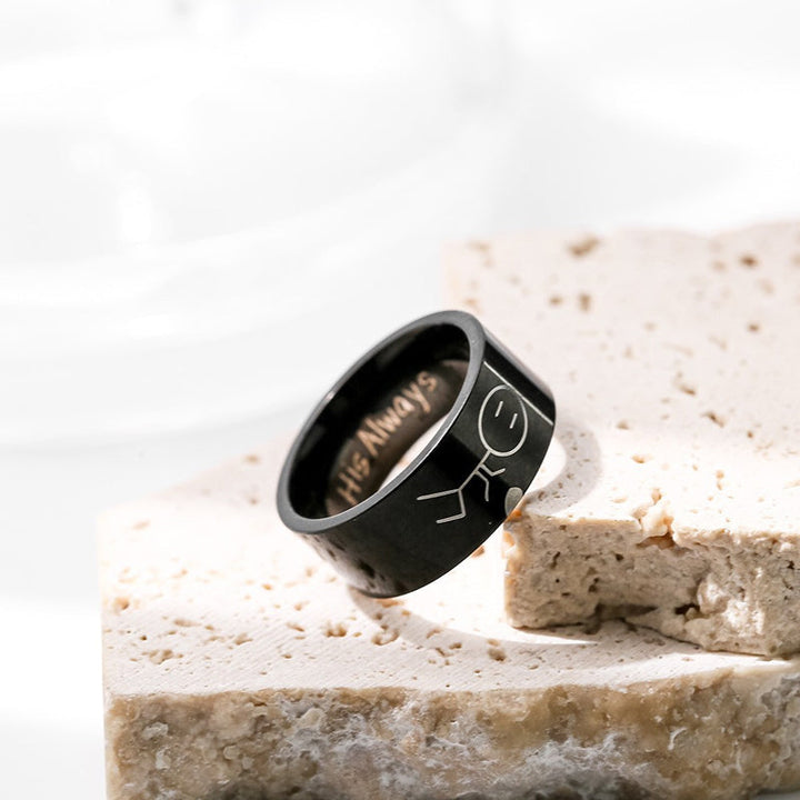 "Eleganta parringar i titan för kvinnor och män, 8 mm breda, med valfri färg och gravyr. Perfekt för alla tillfällen."