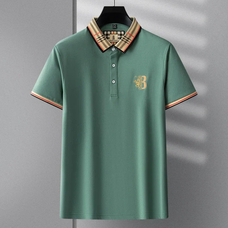 Herr pikétröja Matthew. Kortärmad svart polo, idealisk för vardagsmode och en bekväm passform.