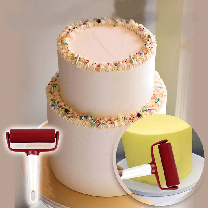 "Ergonomisk tårtglasyr-finisher i vitt, designad för jämna ytor. Perfekt för dekorering av bakverk i hemmakök."