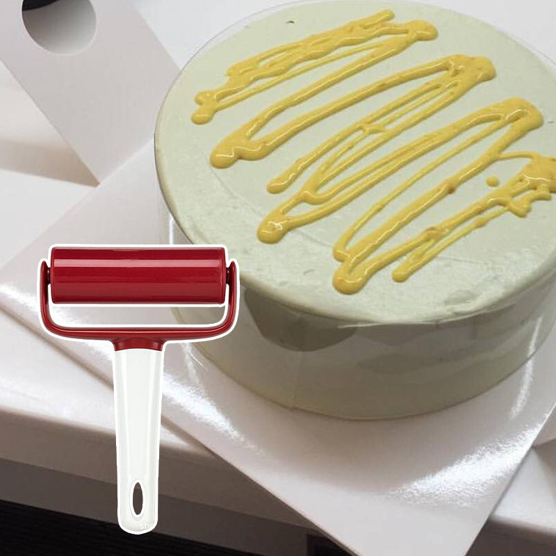 "Ergonomisk tårtglasyr-finisher i vitt, designad för jämna ytor. Perfekt för dekorering av bakverk i hemmakök."