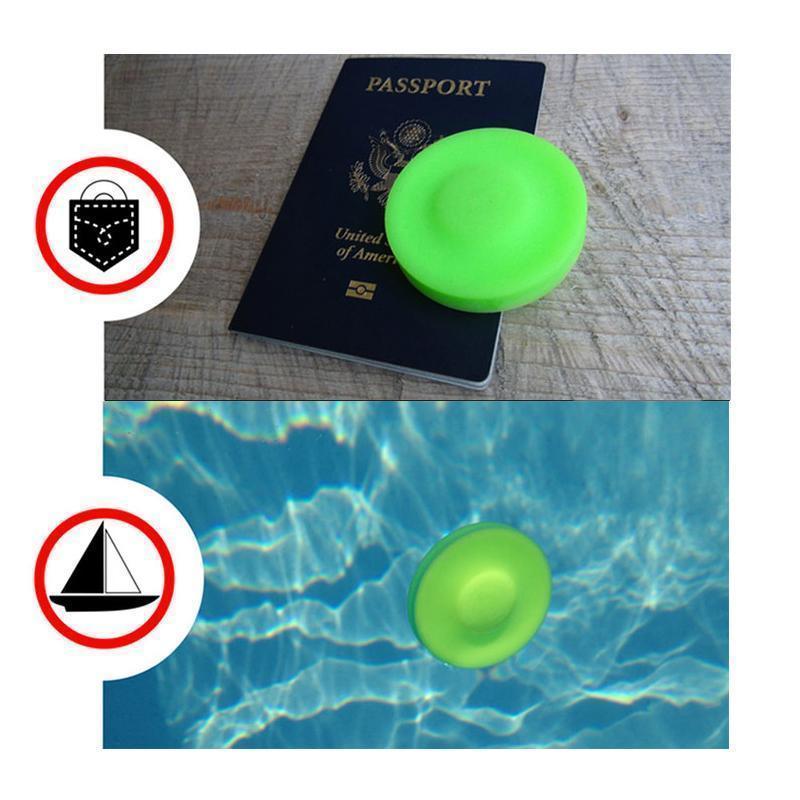 "Färgglad Mini Pocket Frisbee för utomhuslek, liten nog för fickan, perfekt för stranden och trädgårdsspel."