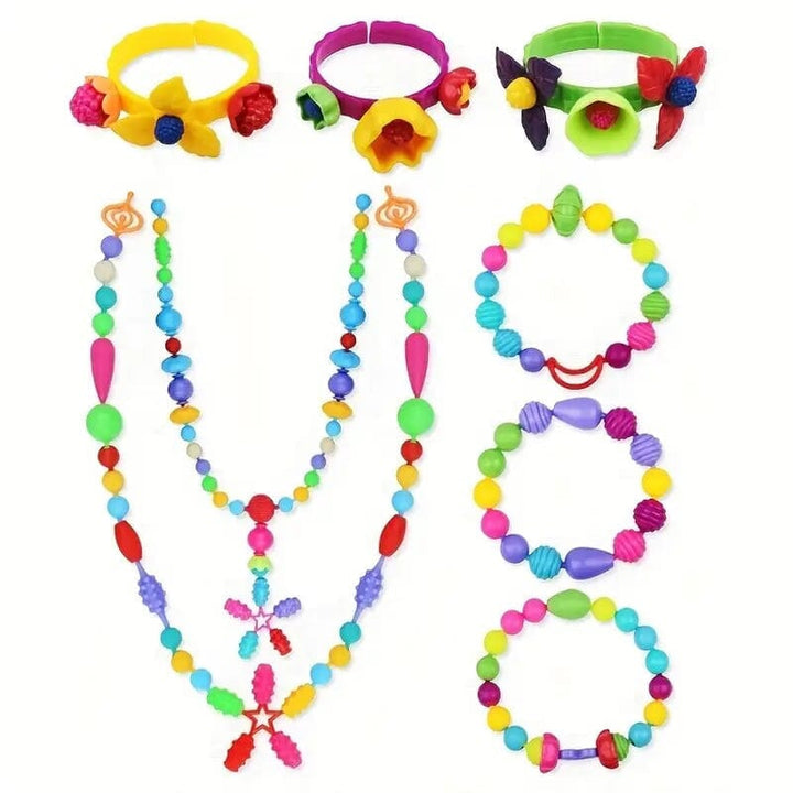 Färgglad pärluppsättning för barn, DIY-smycken skapas lätt med säkra, snäppbara pärlor för halsband och armband.