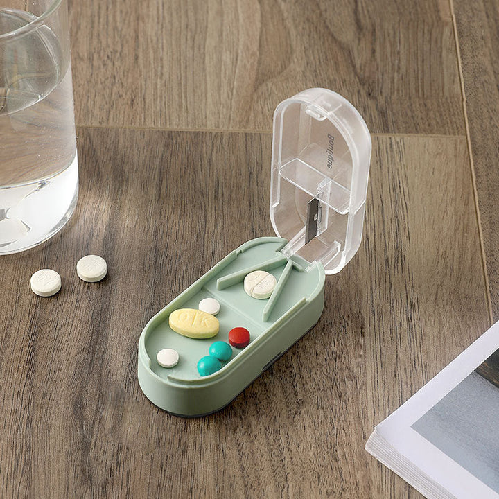 "Färgglad portabel pilleravskärar-organisatör med flera fack, ergonomisk design för enkel medicinhantering, hälsa och välbefi