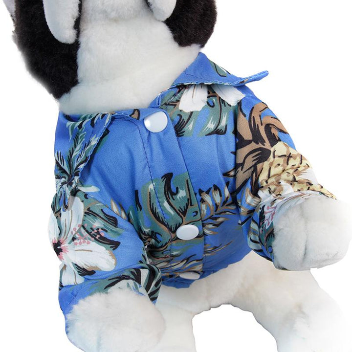 "Färgglad sommar Hawaiian t-shirt för husdjur i lätt polyester, blommönster för stil och komfort vid alla tillfällen."