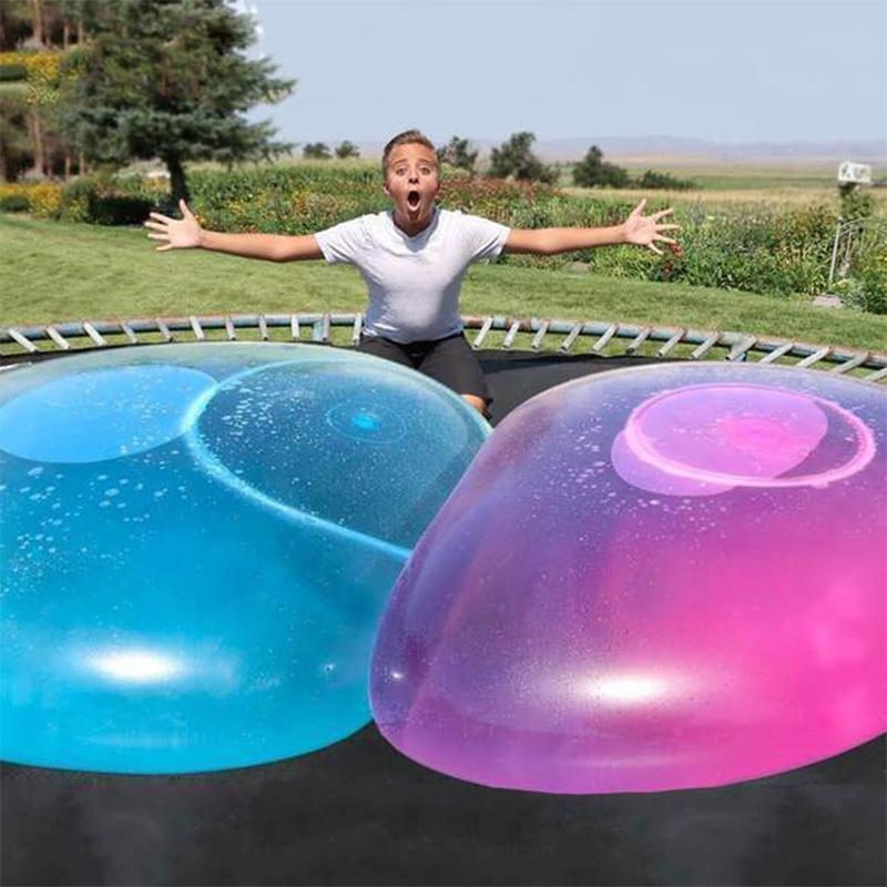 "Färgglad uppblåsbar Bubble Ball för barn, perfekt för utomhuslek. Tillverkad av hållbart material, finns i rosa, grön och bl