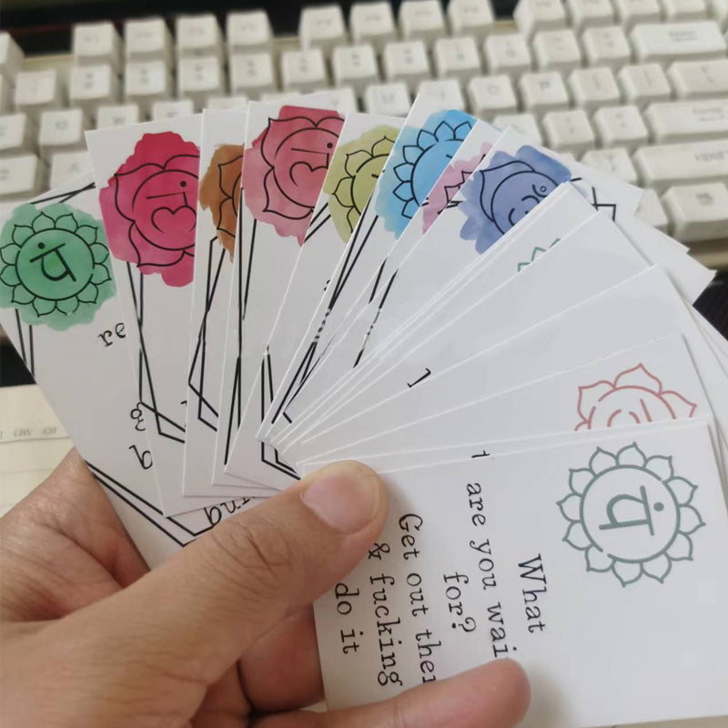 "Färgglada bekräftelsekort med positiva meddelanden och vackra illustrationer för personlig utveckling och inspiration."