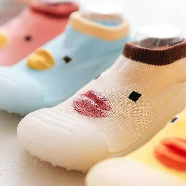 "Färgglada, bekväma barnsko för småbarn med halkfri sula, perfekt för lek och utforskning, enkel på- och avtagning."