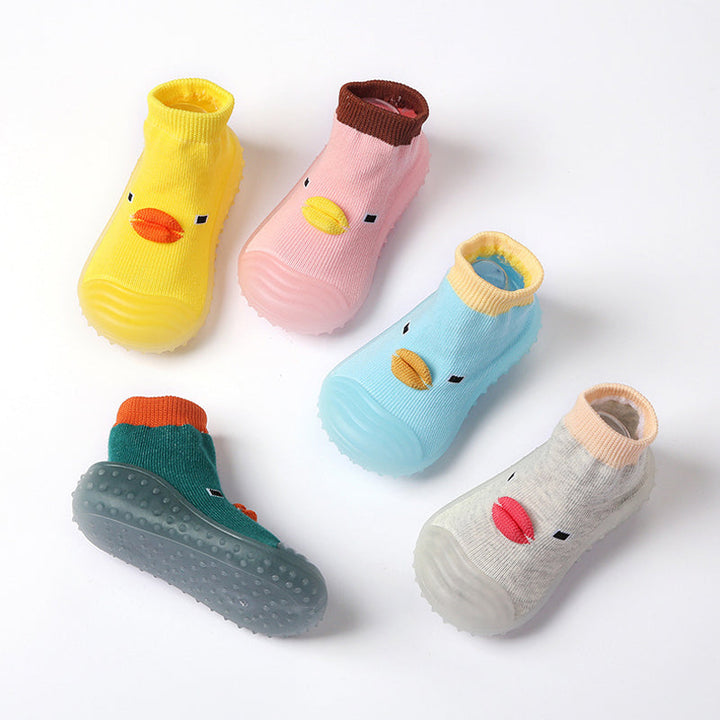 "Färgglada, bekväma barnsko för småbarn med halkfri sula, perfekt för lek och utforskning, enkel på- och avtagning."