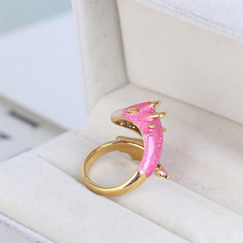 "Färgstark drakring för kvinnor med justerbar storlek, i blå, röd, grön och rosa stenar, för elegant charm."