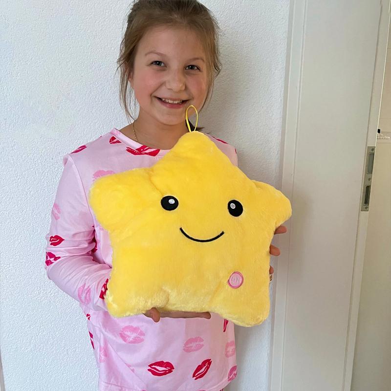 "Fem-spetsiga stjärna lysande kudde för barn, trygg nattlampa i rosa, lila, gul, blå, vit färger, 35x33cm."