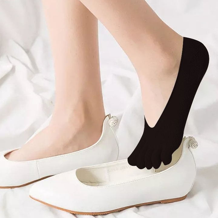 "Fem tå strumpor för kvinnor, svart och rosa, flexibel design, tåseparerande, lämplig för vardag och aktivitet."