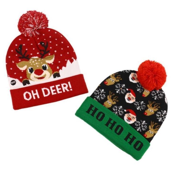 "Festlig jul LED mössa i akryl med flerfärgade ljus, julgransmönster och pepparkaksgubbar för unisex bruk."