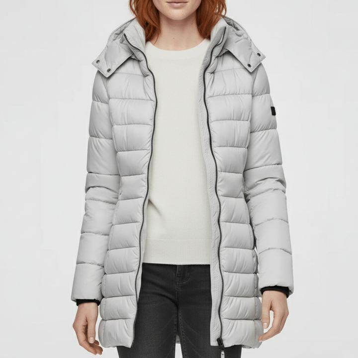 Elegant vinterkappa Sofia för dam. Varm figursydd parkas som bekvämt ytterplagg för kalla dagar.