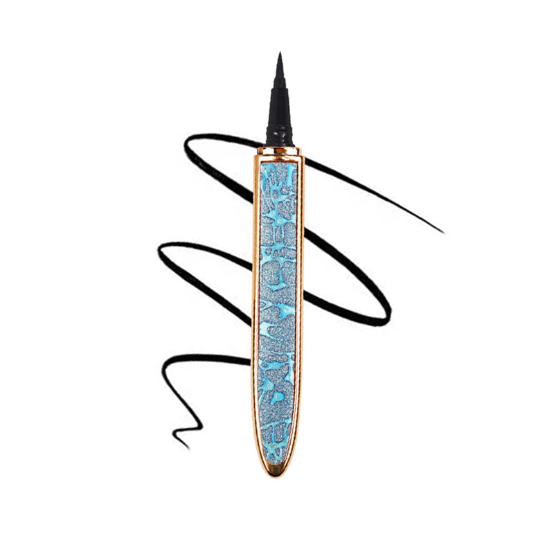 "Flerfärgad självhäftande eyeliner för kvinnor, vattenfast och kladdfri applicering, i nyanser av roséguld och svart."
