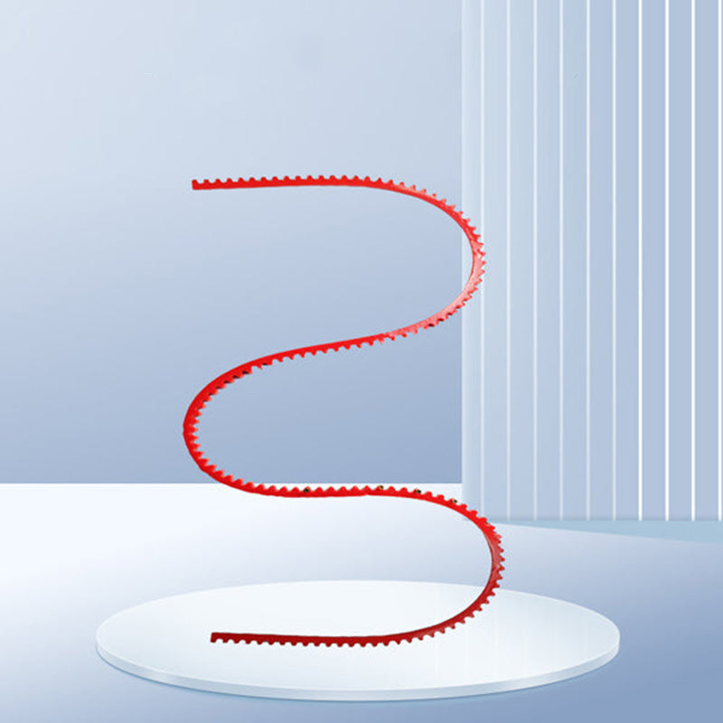 "Flexibel profileringsremsa i polymer, böjbar, kedjedesign, perfekt för böjda ytor, träarbete och precision."