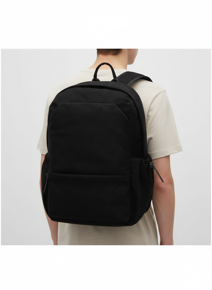 Modern FlexiPack arbetsväska, stilren och funktionell laptopväska för den digitala proffsanvändaren.