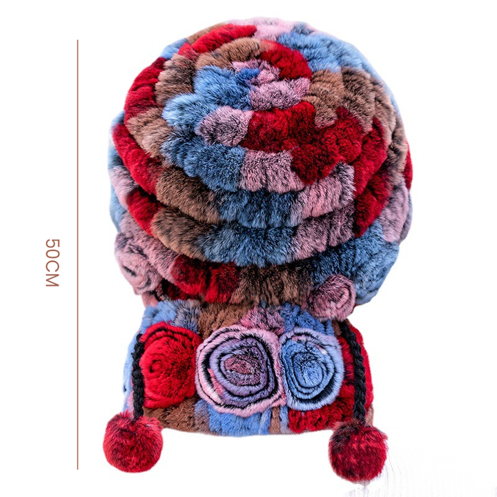 "Fluffig dam fuskpälsmössa i olika färger för varm vinterkomfort och stil, women's accessories."