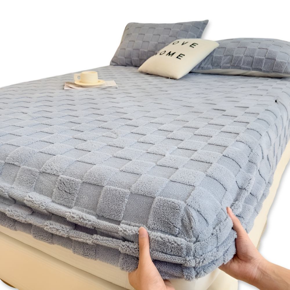 Mjukt polyester spännlakan, fluffigt och värmande, idealiskt som vinterlakan.