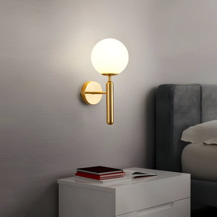 Designlampa: Modern glänsande glob vägglampa med LED, för elegant belysning i sovrummet eller vardagsrummet.