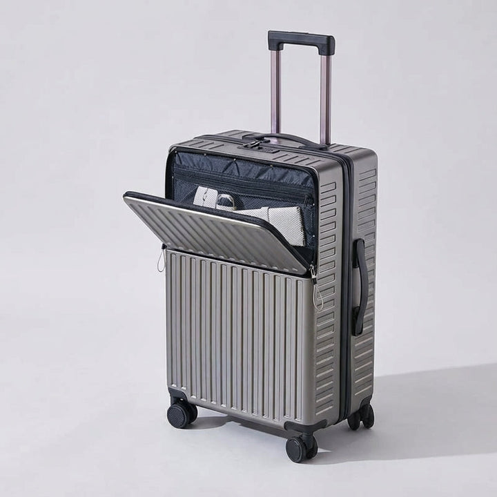 Smart grå Travelift spinner-resväska med framfack, idealisk kabinväska för den moderna resenären.