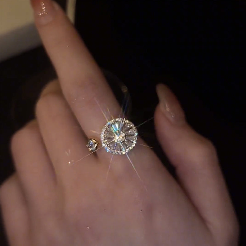 Guldfärgad justerbar zirkonring för kvinnor, elegant alliansdesign, gnistrar vackert, perfekt för alla tillfällen.