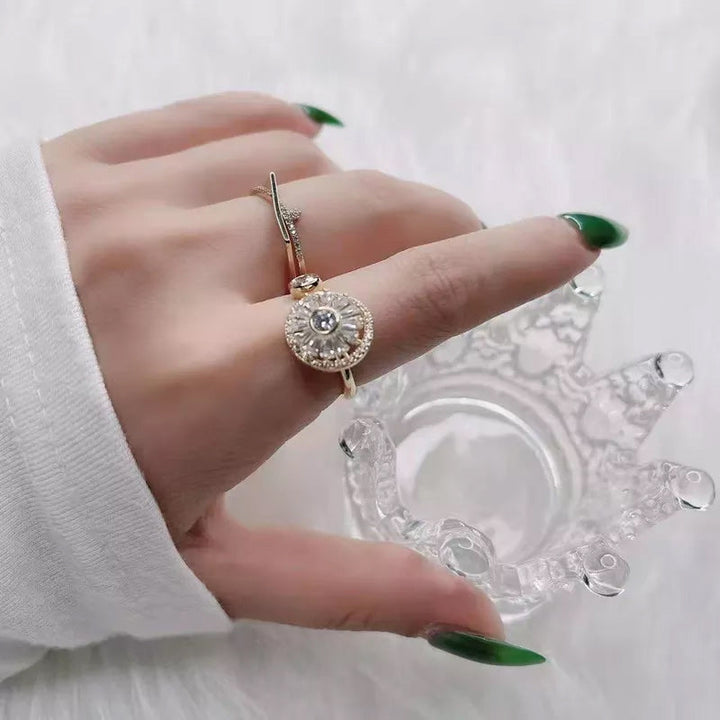 Guldfärgad justerbar zirkonring för kvinnor, elegant alliansdesign, gnistrar vackert, perfekt för alla tillfällen.