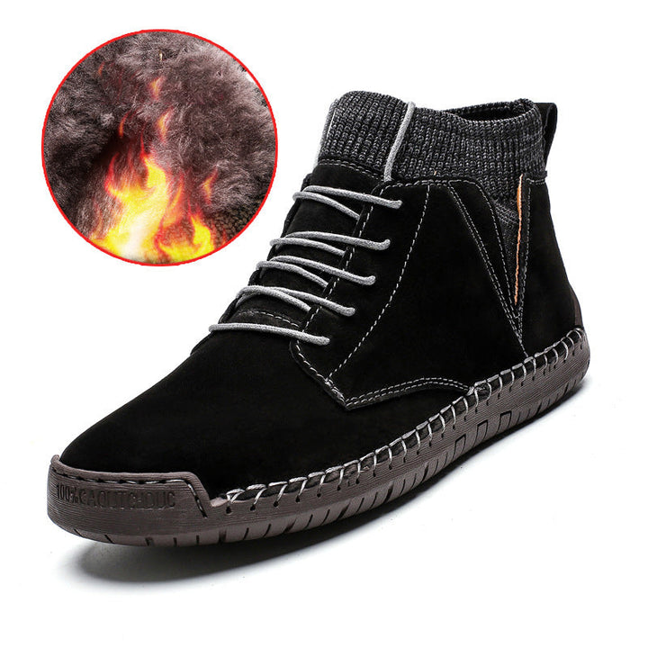 "Hållbara handsydda mid-top sneakers för män i slitstarkt material och urban stil, perfekta för alla tillfällen."