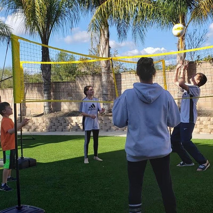 "Hållbart svart PE-volleyballnät för utomhuslek med knytdesign, förstärkt kanvaskant, perfekt för sand och gräs."