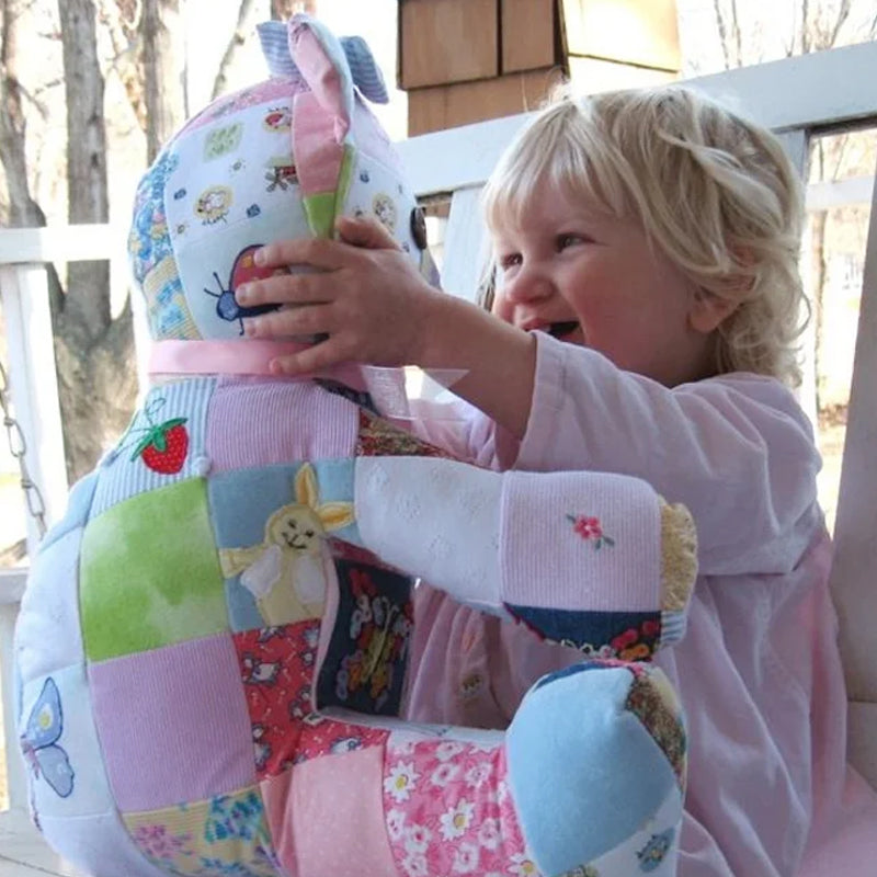 "Handgjord minnesbjörn mall av akryl, perfekt för personlig dekoration. Finns i olika storlekar och färger som visad."