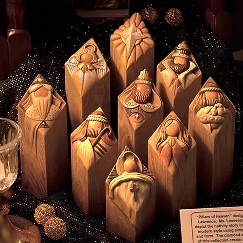 "Handgjorda Kristusfödelse statyer i harts, traditionella figurer som Maria och Josef i detaljrik stil."