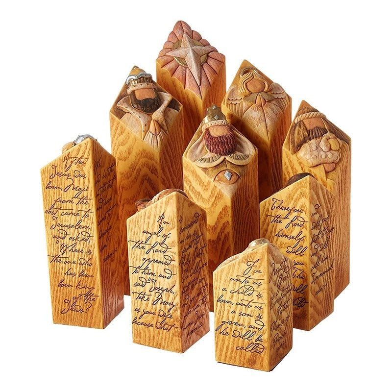 "Handgjorda Kristusfödelse statyer i harts, traditionella figurer som Maria och Josef i detaljrik stil."