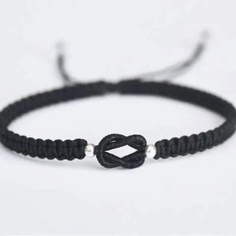 "Handgjort flätat armband för kvinnor, justerbart i flera färger, elegant och tidlös design för dagligt bruk."