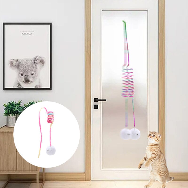 "Hängande plysch kattleksak med ljusa färger och fjädrar som stimulerar kattens sinnen och fångar uppmärksamheten."