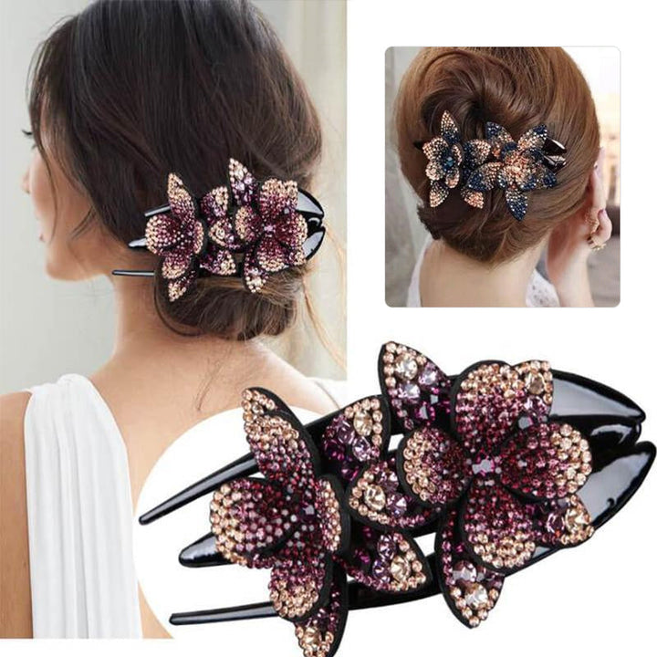 "Hårklämma med strass och dubbla blommor för kvinnor, elegant design med glittrande detaljer i olika färger."