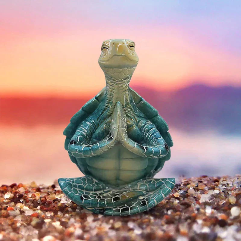"Harmonisk meditations-skulptur, havssköldpadda i resin, idealisk för inredning, symboliserar zen och tålamod."