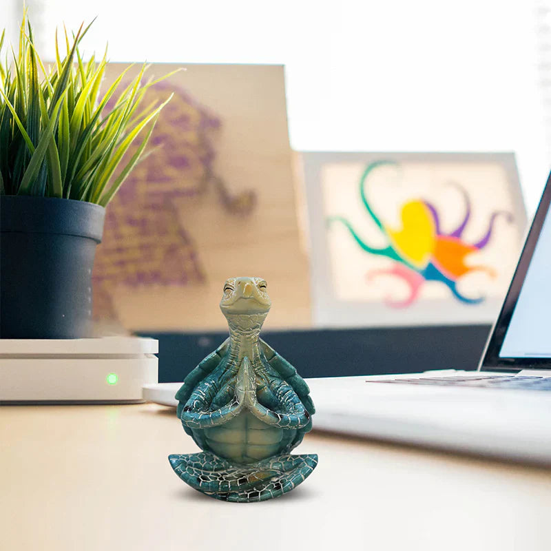 "Harmonisk meditations-skulptur, havssköldpadda i resin, idealisk för inredning, symboliserar zen och tålamod."