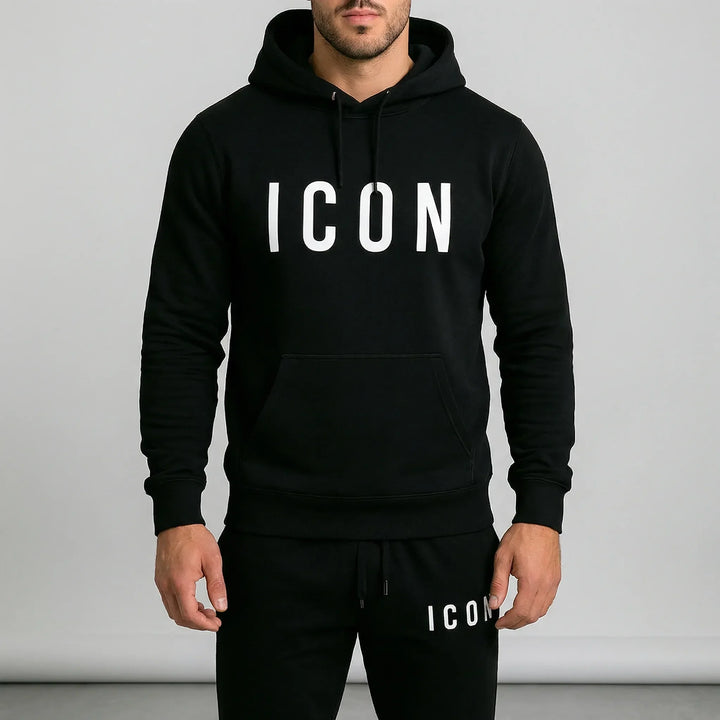 Skönt herrset med hoodie och mjukisbyxor. Perfekt som loungewear eller fritidskläder.