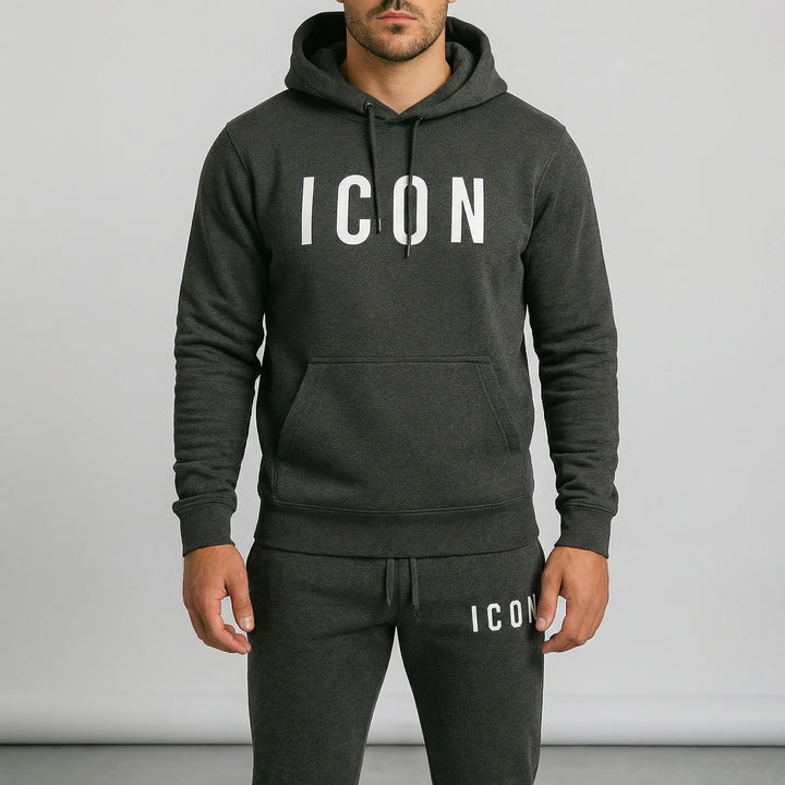 Herr matchande set, bekväm hoodie och joggingbyxor. Stilrena fritidskläder för män.