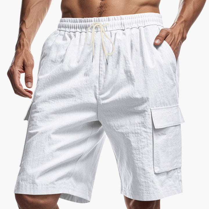 Herr cargoshorts med dragsko och fickor, bekväma och mångsidiga fritidsshorts för alla tillfällen.